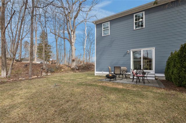 141 Old Main Street B, Lincoln, RI 02838