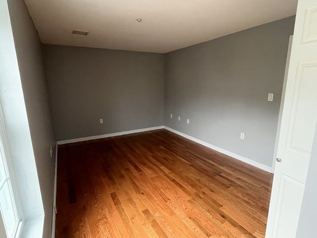 242 Park Avenue 5, Revere, MA 02151