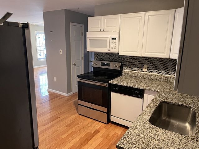 242 Park Avenue 5, Revere, MA 02151