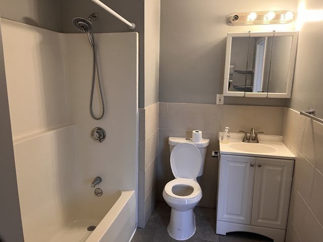 242 Park Avenue 5, Revere, MA 02151