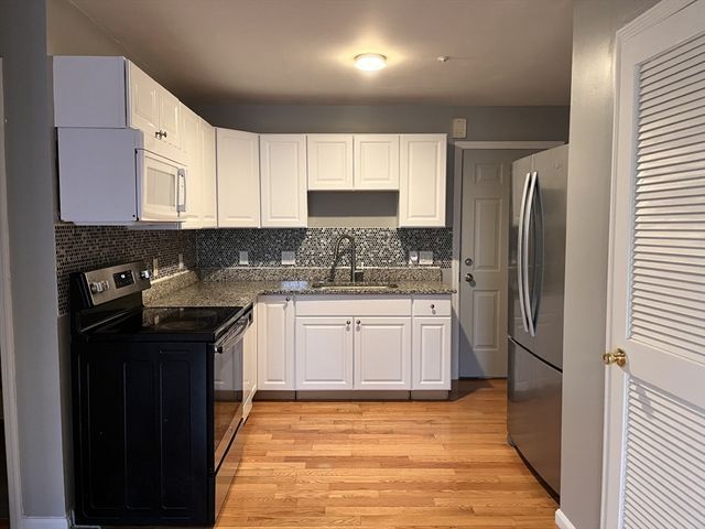 242 Park Avenue 5, Revere, MA 02151