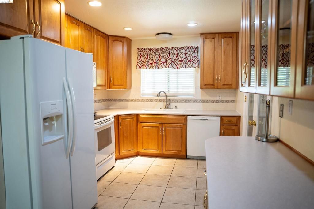 Image 7 of property listing at 3513 Rio Grande Dr, Antioch, CA 94509