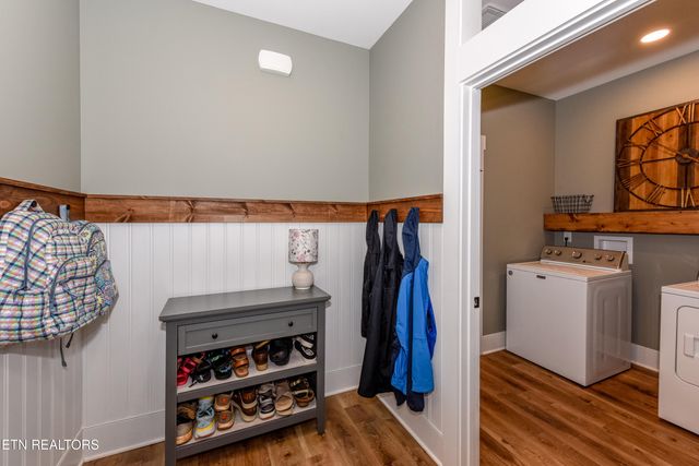 910 Sophie Drive, Greenback, TN 37742