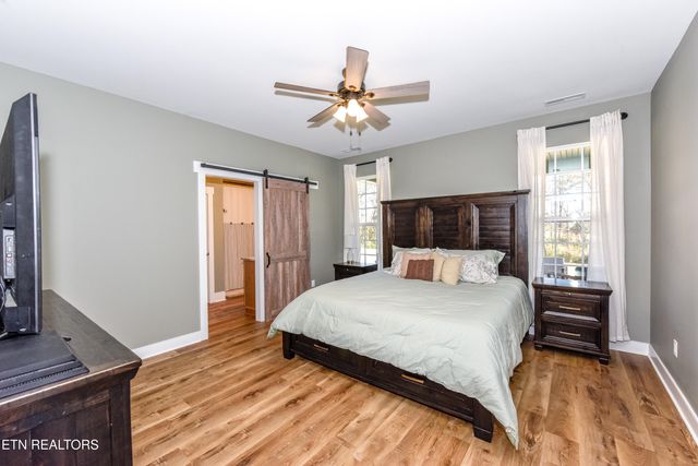 910 Sophie Drive, Greenback, TN 37742