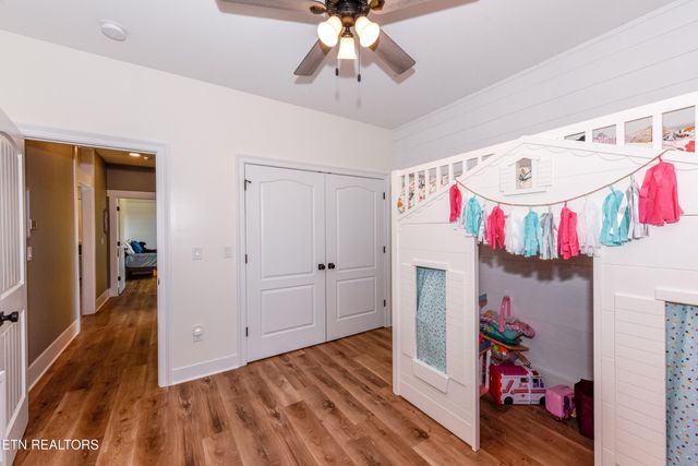 910 Sophie Drive, Greenback, TN 37742