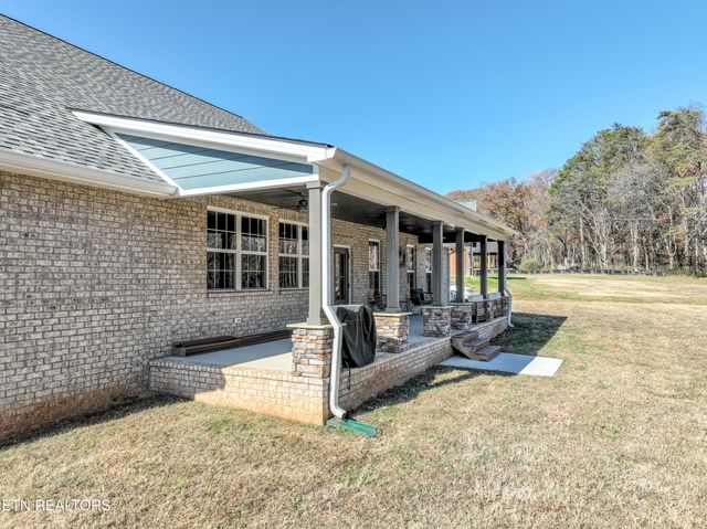 910 Sophie Drive, Greenback, TN 37742