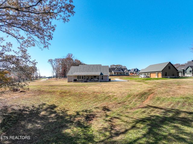 910 Sophie Drive, Greenback, TN 37742