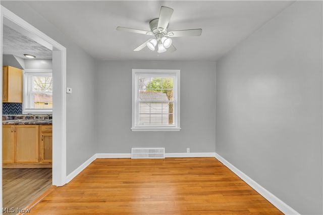5440 Hollywood Avenue, Maple Heights, OH 44137