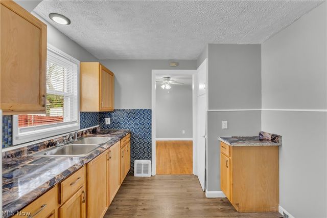 5440 Hollywood Avenue, Maple Heights, OH 44137