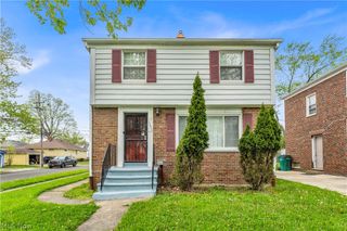 5440 Hollywood Avenue, Maple Heights, OH 44137