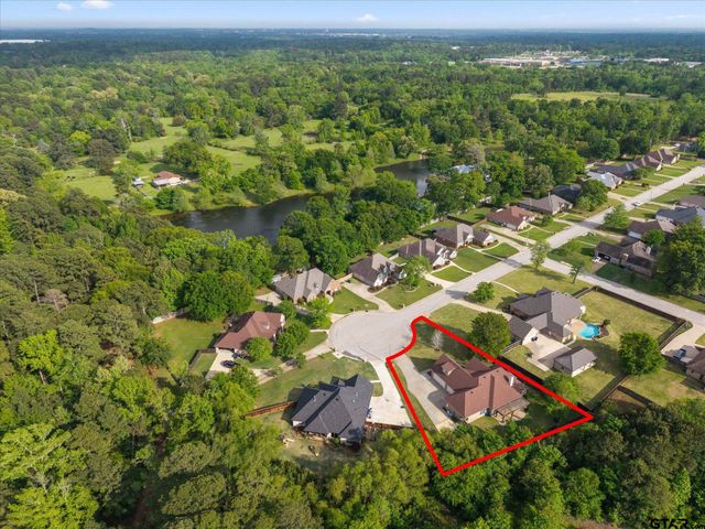 3903 Clarkway Place, Longview, TX 75605