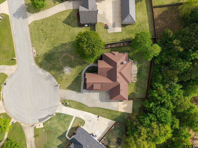 3903 Clarkway Place, Longview, TX 75605