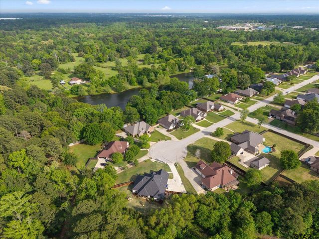3903 Clarkway Place, Longview, TX 75605
