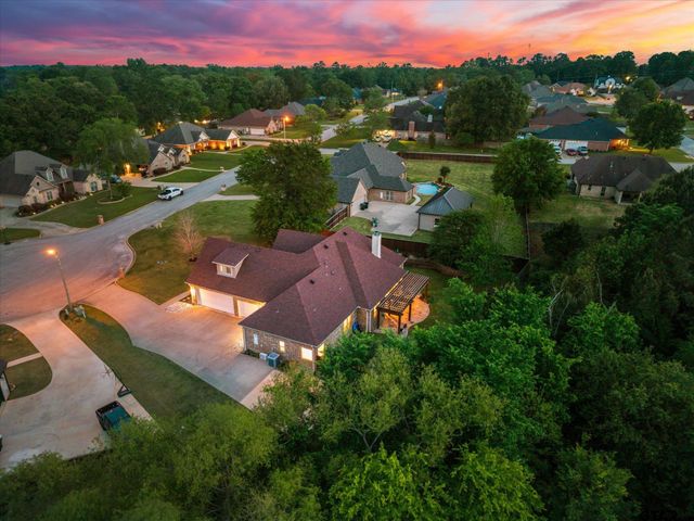3903 Clarkway Place, Longview, TX 75605