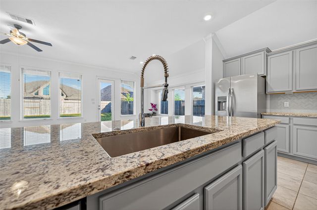 8831 Morning Glow Drive Drive, Missouri City, TX 77459