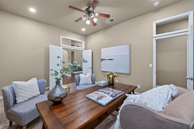220 W Serena Avenue, Clovis, CA 93619