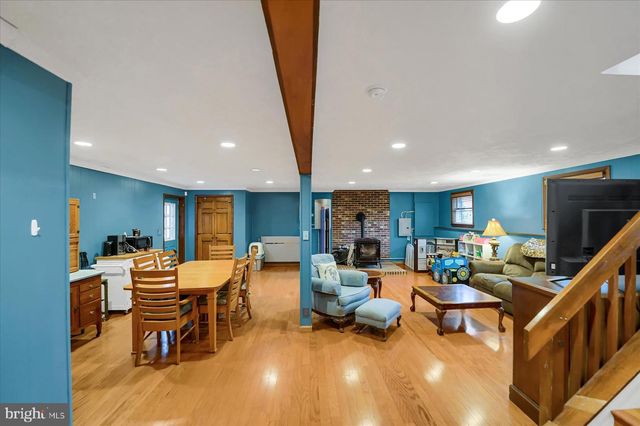 768 DRY HOLLOW RD, Warriors Mark, PA 16877