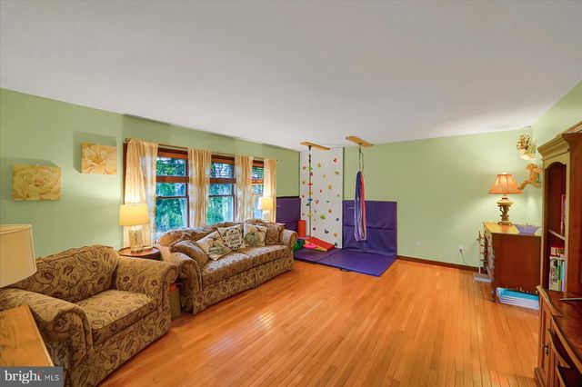 768 DRY HOLLOW RD, Warriors Mark, PA 16877