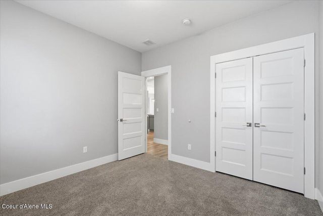 3294 W Giovanni LN, Hayden, ID 83835