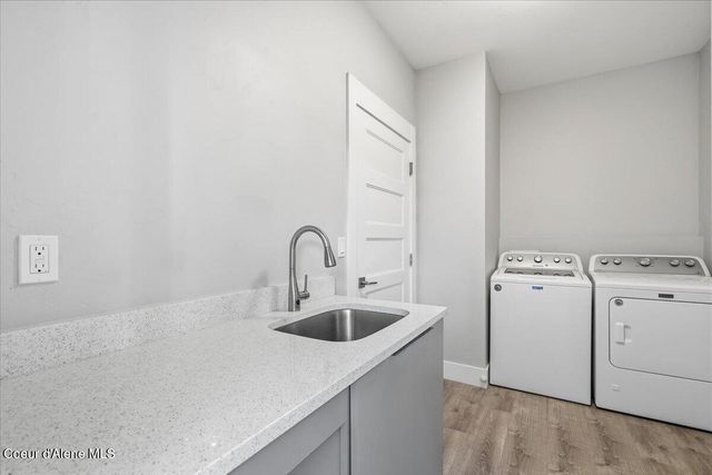 3294 W Giovanni LN, Hayden, ID 83835