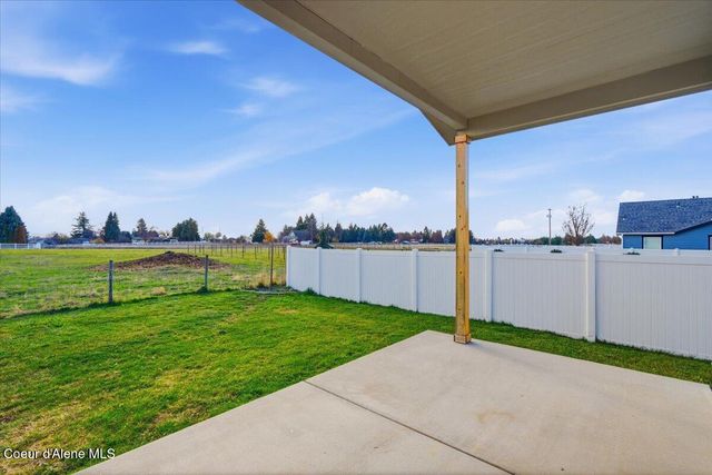 3294 W Giovanni LN, Hayden, ID 83835