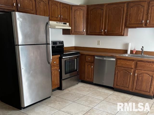 2606 GAYLORD Avenue, Springfield, IL 62704