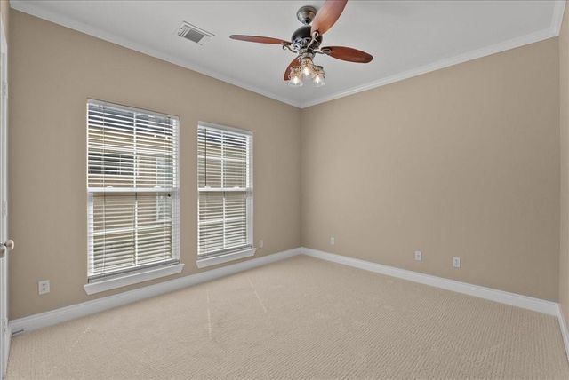 5624 Dolores St, Houston, TX 77057
