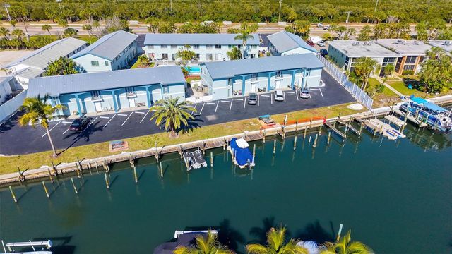 10125 W MANATEE AVENUE W D2, Bradenton, FL 34209