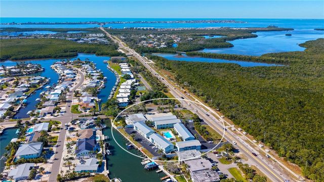 10125 W MANATEE AVENUE W D2, Bradenton, FL 34209