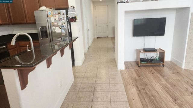 2104 Truman Lane, Oakley, CA 94561