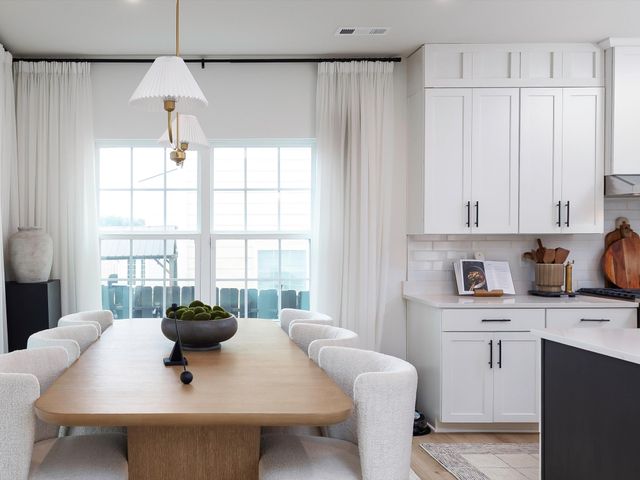 6554 Palm Warbler Dr, Murfreesboro, TN 37128