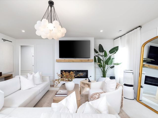 6554 Palm Warbler Dr, Murfreesboro, TN 37128