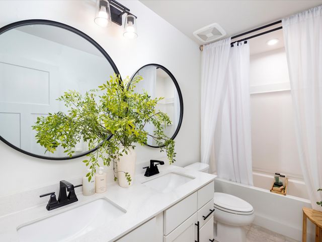 6554 Palm Warbler Dr, Murfreesboro, TN 37128