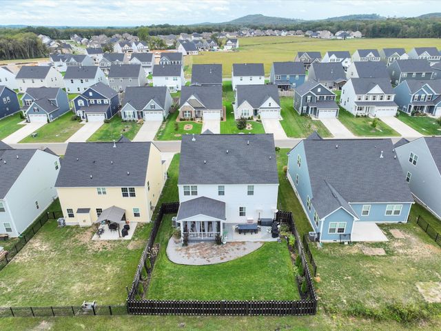 6554 Palm Warbler Dr, Murfreesboro, TN 37128