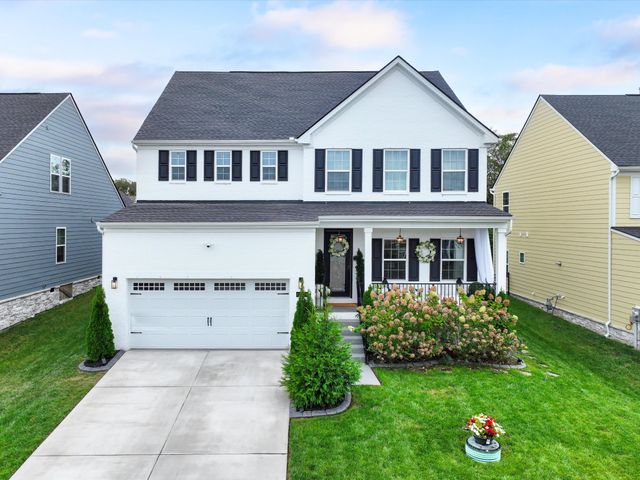 6554 Palm Warbler Dr, Murfreesboro, TN 37128