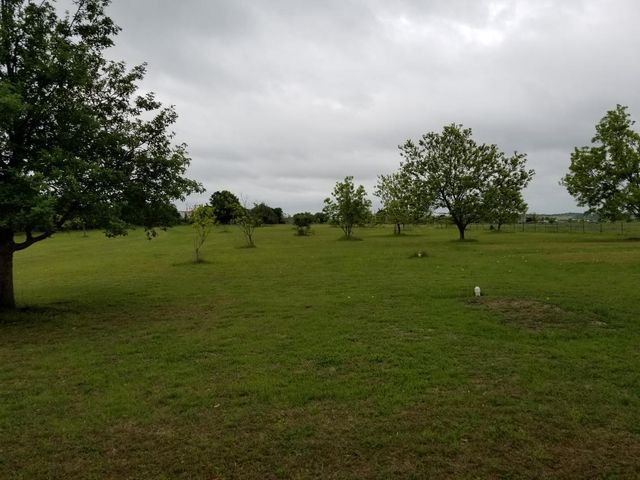 2985 County Road 426, Thrall, TX 76578