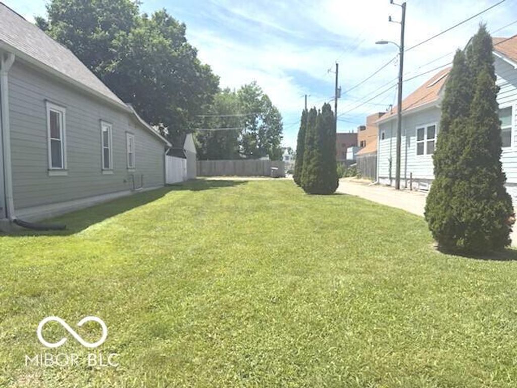 930 Olive Street, Indianapolis, IN 46203