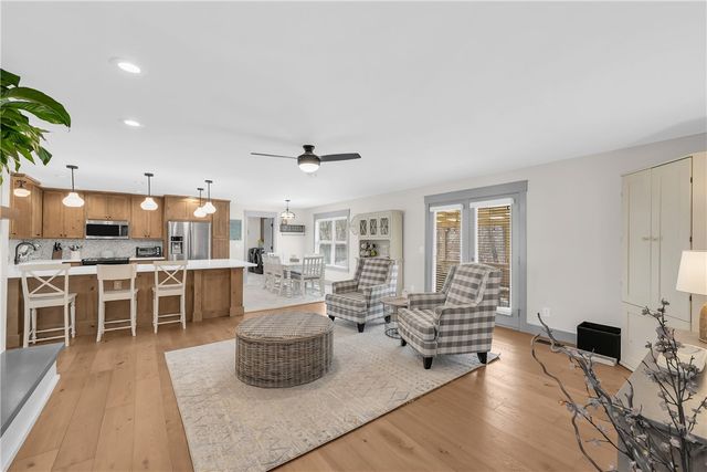 9251 Grimes Drive, Rogers, AR 72756