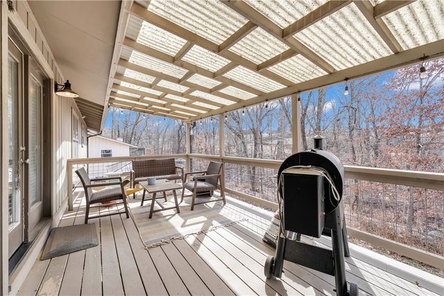 9251 Grimes Drive, Rogers, AR 72756