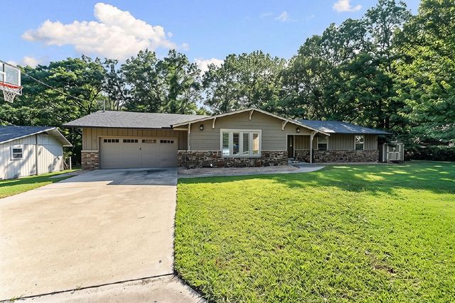 9251 Grimes Drive, Rogers, AR 72756