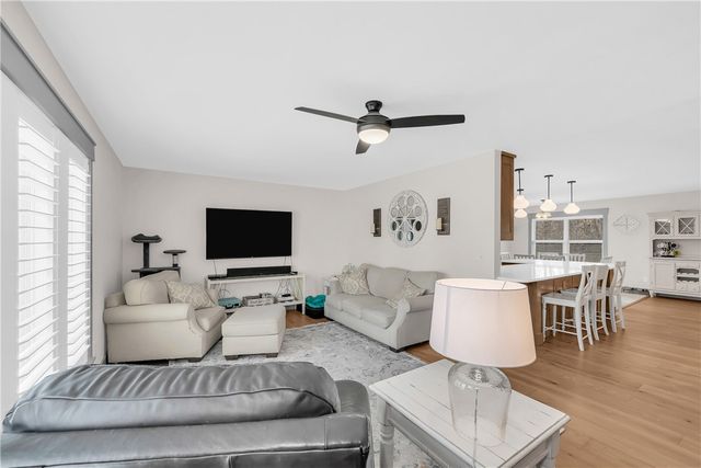 9251 Grimes Drive, Rogers, AR 72756