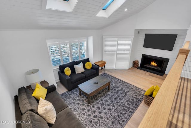 320 Burntwood Trail, Toms River, NJ 08753