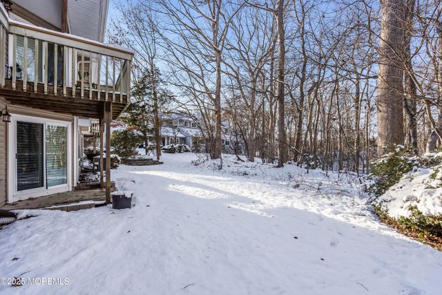 320 Burntwood Trail, Toms River, NJ 08753