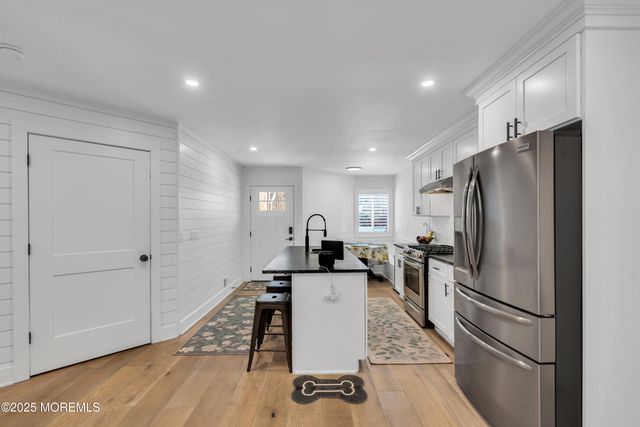 320 Burntwood Trail, Toms River, NJ 08753