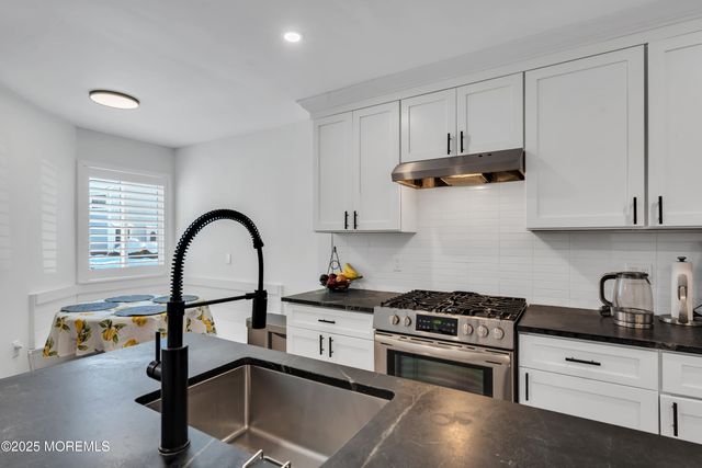 320 Burntwood Trail, Toms River, NJ 08753