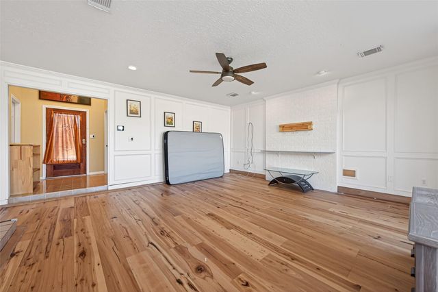 20806 Harvest Hill Lane, Houston, TX 77073