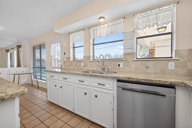 20806 Harvest Hill Lane, Houston, TX 77073