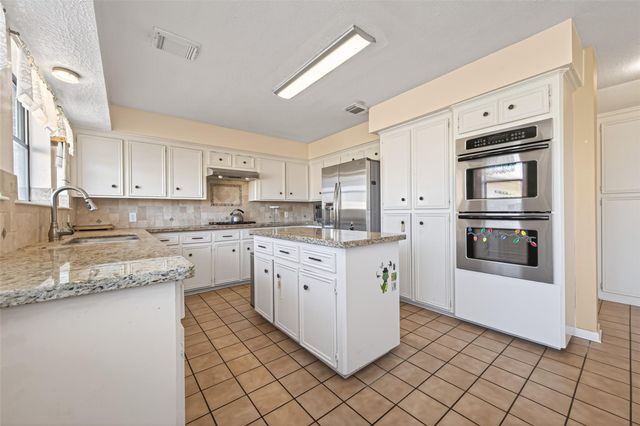 20806 Harvest Hill Lane, Houston, TX 77073