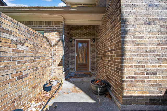 20806 Harvest Hill Lane, Houston, TX 77073