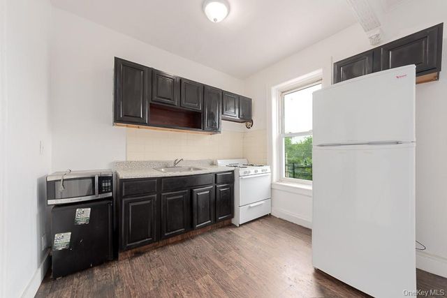 543 Miller Avenue, Brooklyn, NY 11207